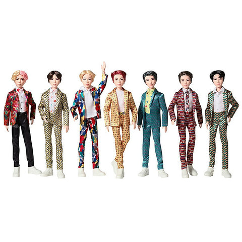BTS GMY42 Idol Doll Giftset - 5 Pack of BTS Fashion Doll Set.
